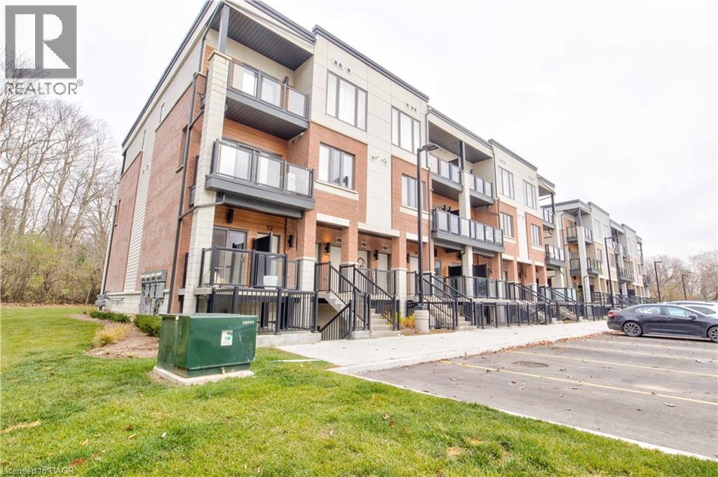25 Isherwood Avenue Unit# 30, Cambridge, Ontario  N1R 0E2 - Photo 1 - 40828390