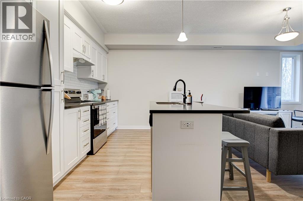 25 Isherwood Avenue Unit# 30, Cambridge, Ontario  N1R 0E2 - Photo 3 - 40828390
