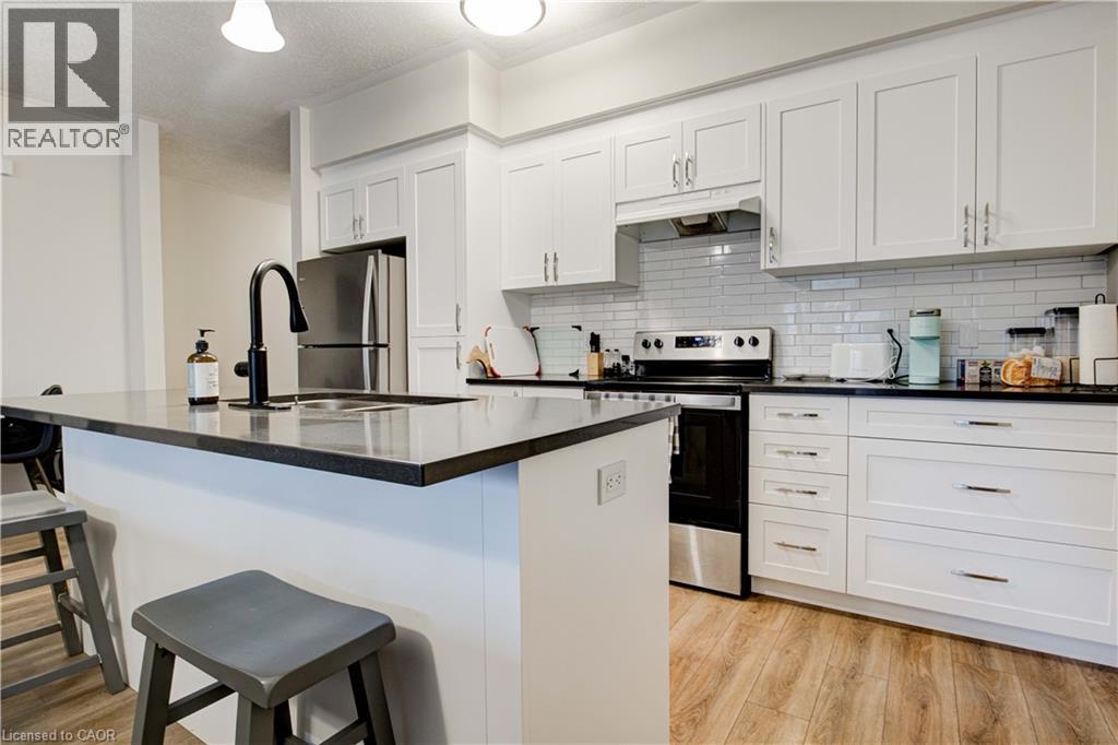 25 Isherwood Avenue Unit# 30, Cambridge, Ontario  N1R 0E2 - Photo 6 - 40828390