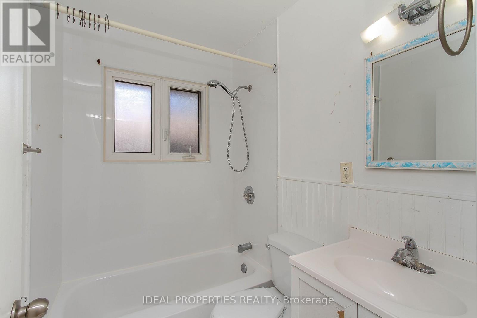 1217 Parkway Drive, Ottawa, Ontario  K2C 2W5 - Photo 16 - X13106128