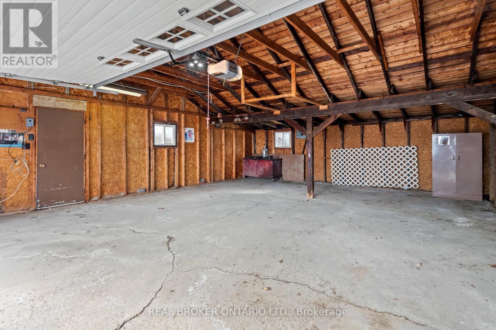 1621 Second Avenue, St. Catharines, Ontario  L2R 6P9 - Photo 23 - X12902092