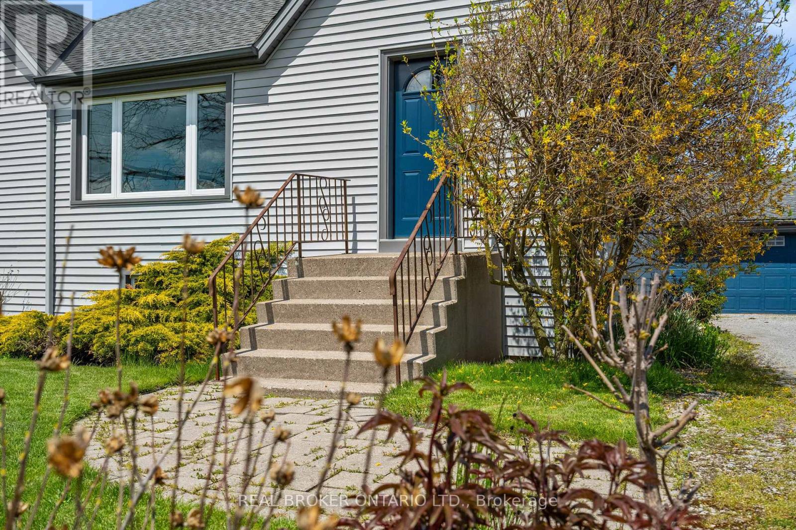 1621 Second Avenue, St. Catharines, Ontario  L2R 6P9 - Photo 25 - X12902092