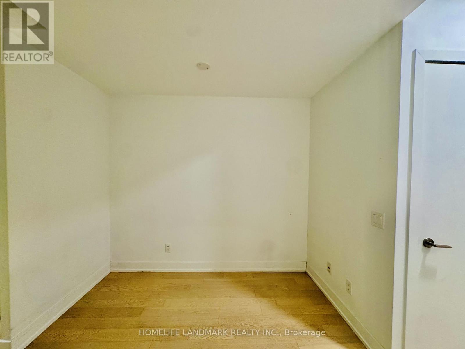 3808 - 7 Grenville Street, Toronto, Ontario  M4Y 0E9 - Photo 11 - C13108216