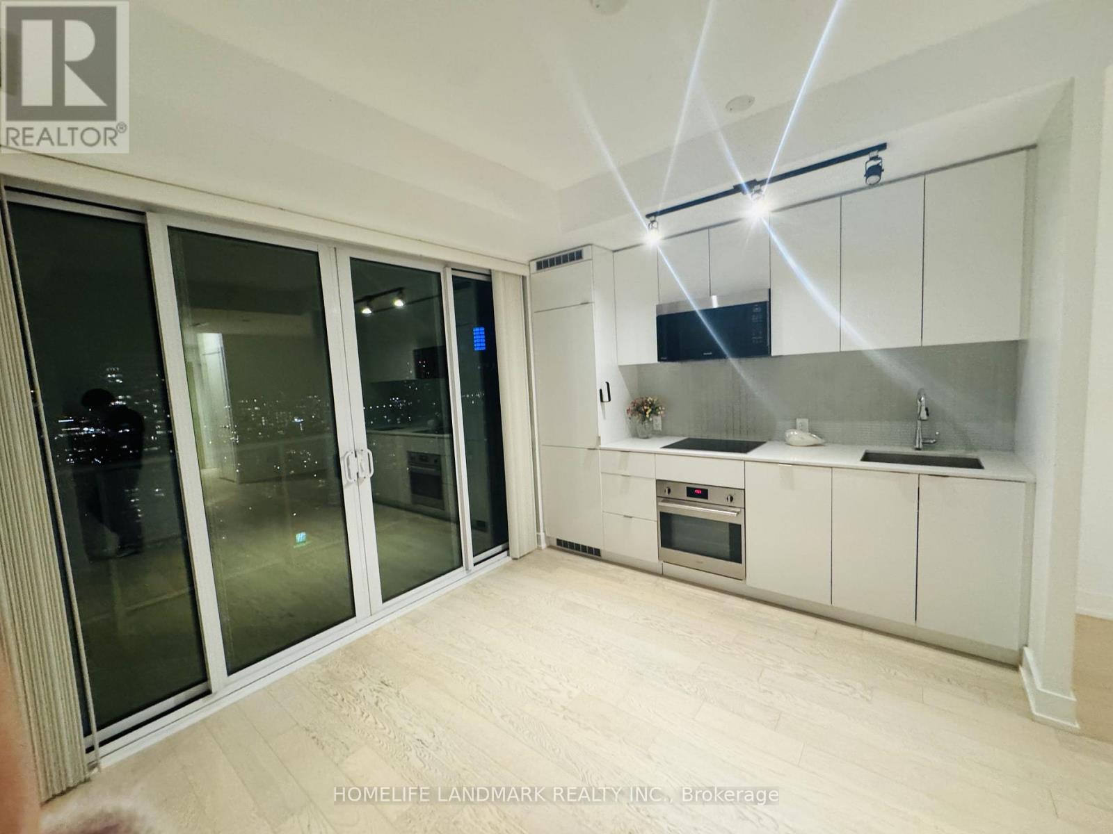 3808 - 7 Grenville Street, Toronto, Ontario  M4Y 0E9 - Photo 4 - C13108216