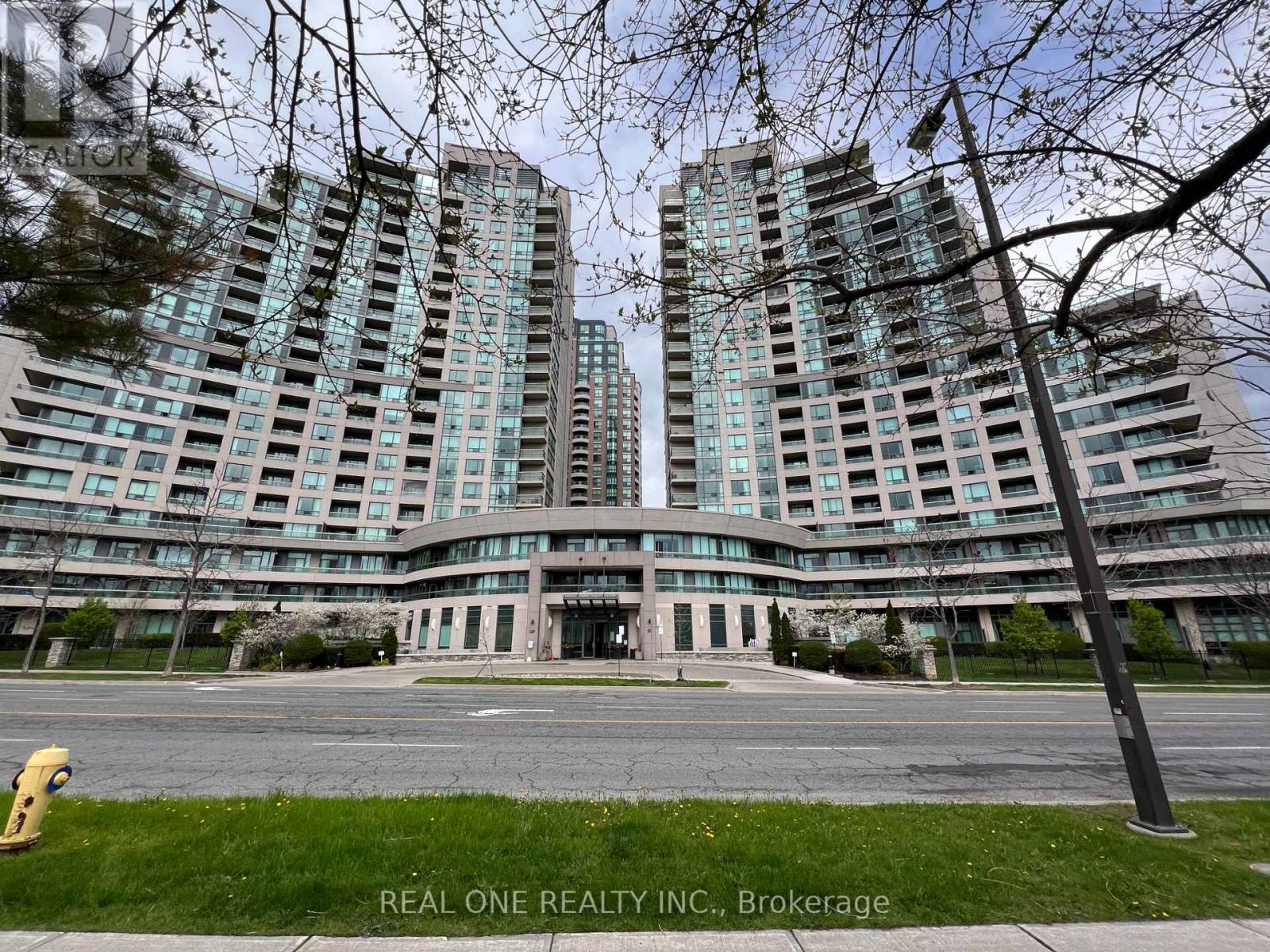 801 - 503 BEECROFT ROAD, Toronto, Ontario