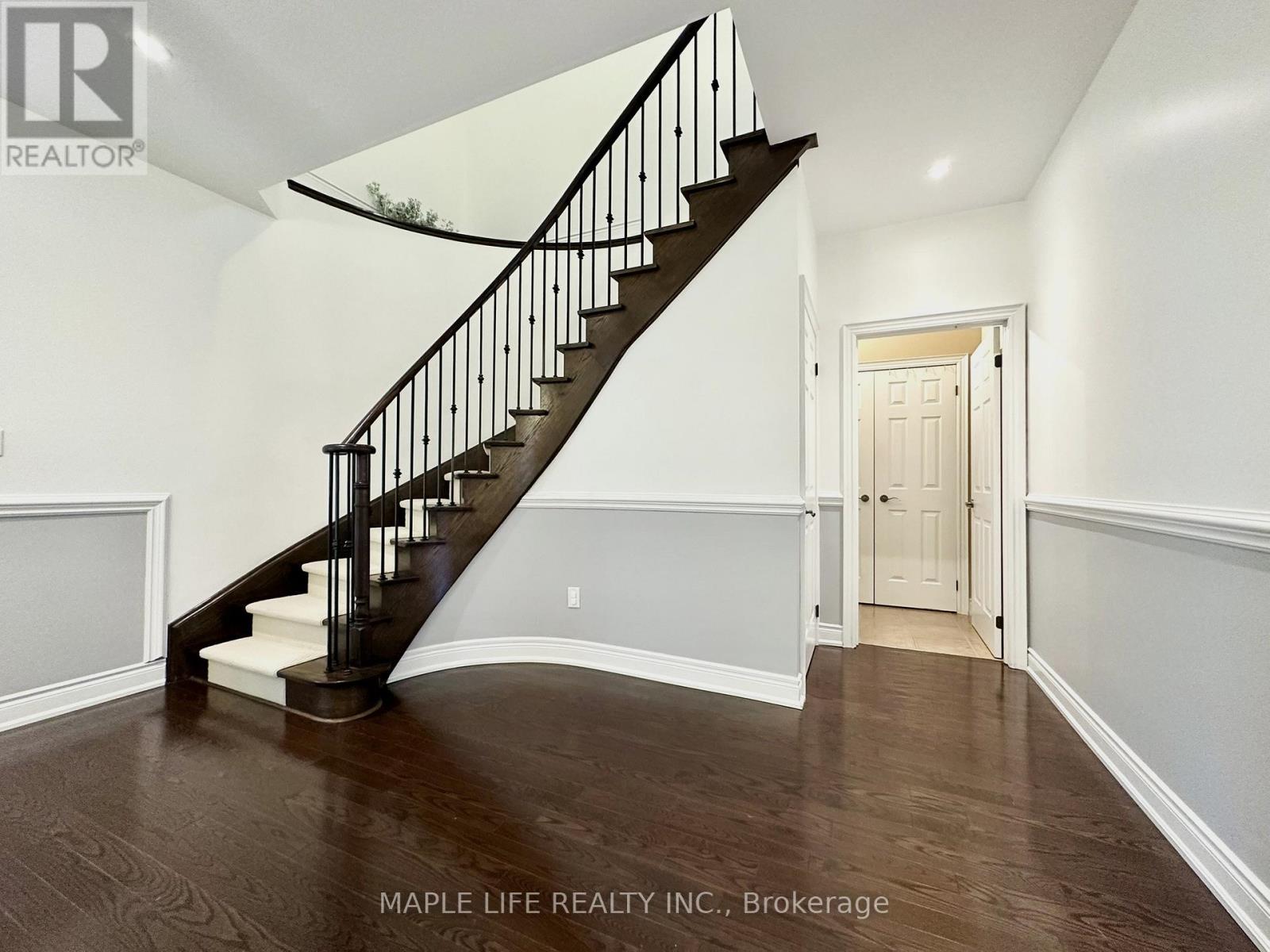 194 Twin Hills Crescent, Vaughan, Ontario  L4H 0H2 - Photo 38 - N13108202