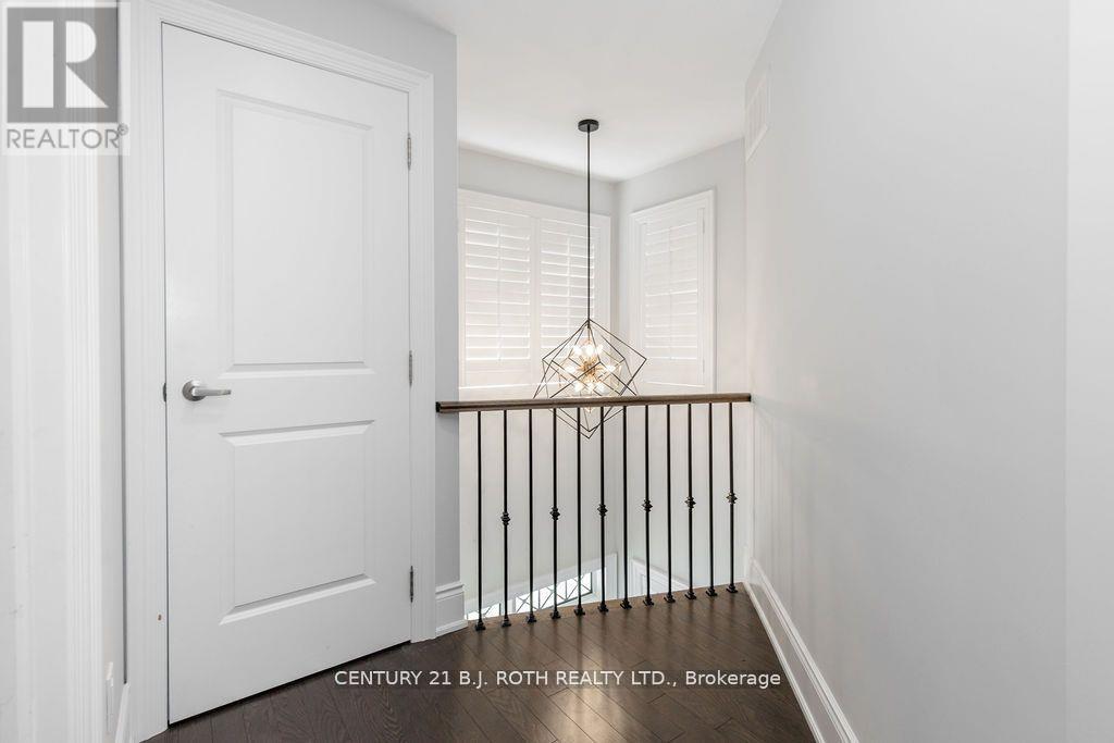 20 Westminster Circle, Barrie (Innis-Shore), Ontario  L4M 0A3 - Photo 23 - S13108232
