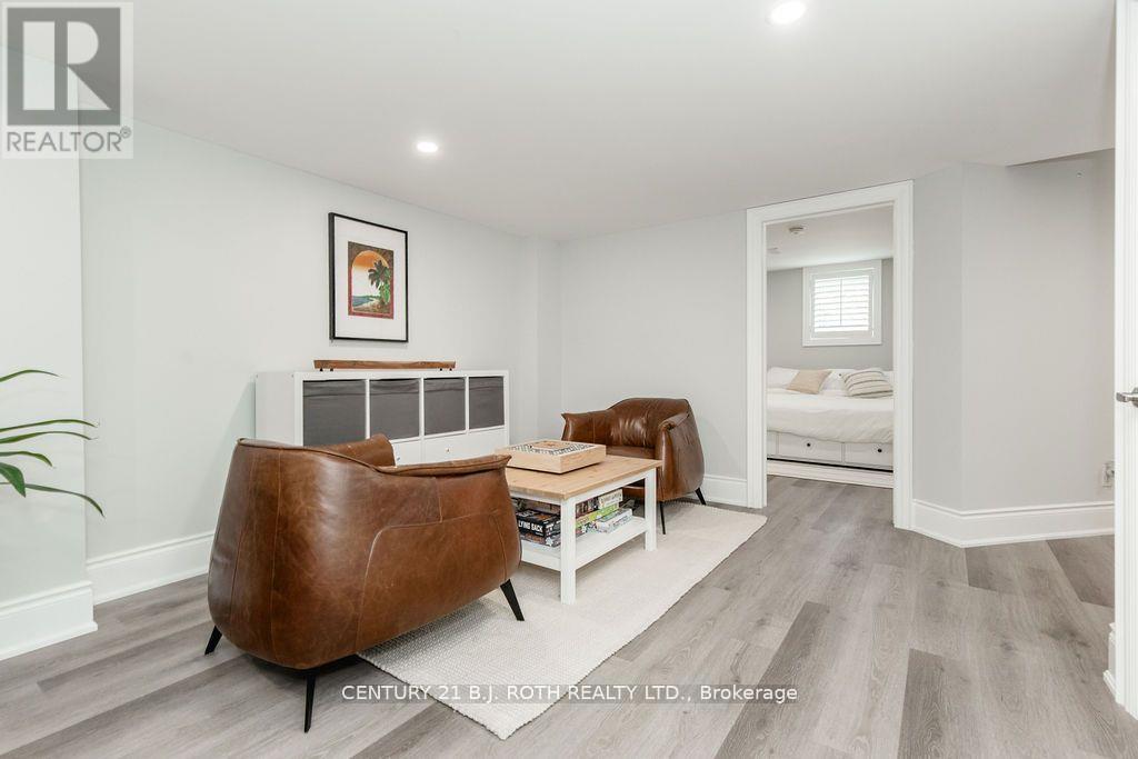 20 Westminster Circle, Barrie (Innis-Shore), Ontario  L4M 0A3 - Photo 38 - S13108232