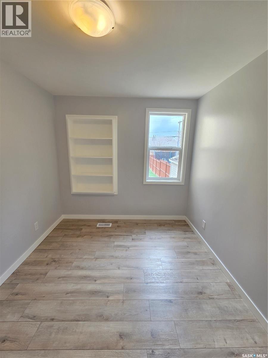 25 Rhodes Street, Redvers, Saskatchewan  S0C 2H0 - Photo 26 - SK035513