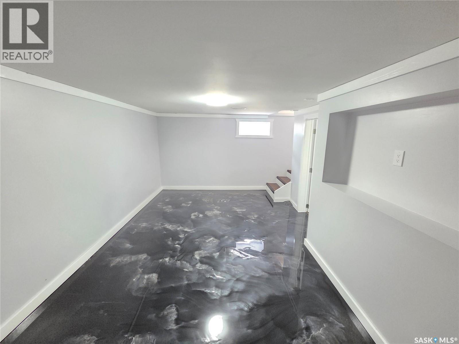 25 Rhodes Street, Redvers, Saskatchewan  S0C 2H0 - Photo 35 - SK035513
