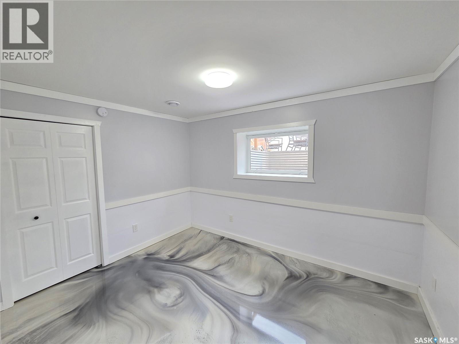 25 Rhodes Street, Redvers, Saskatchewan  S0C 2H0 - Photo 41 - SK035513