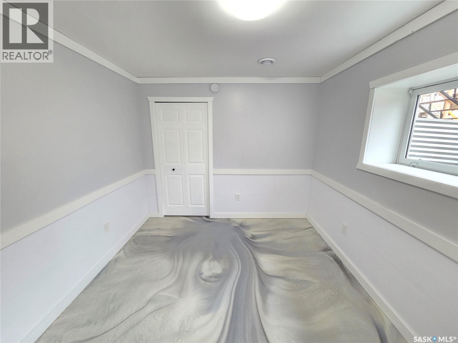 25 Rhodes Street, Redvers, Saskatchewan  S0C 2H0 - Photo 42 - SK035513