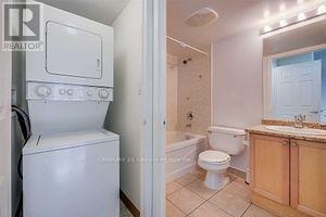1701 - 335 Rathburn Road W, Mississauga, Ontario  L5B 0C8 - Photo 9 - W13108208