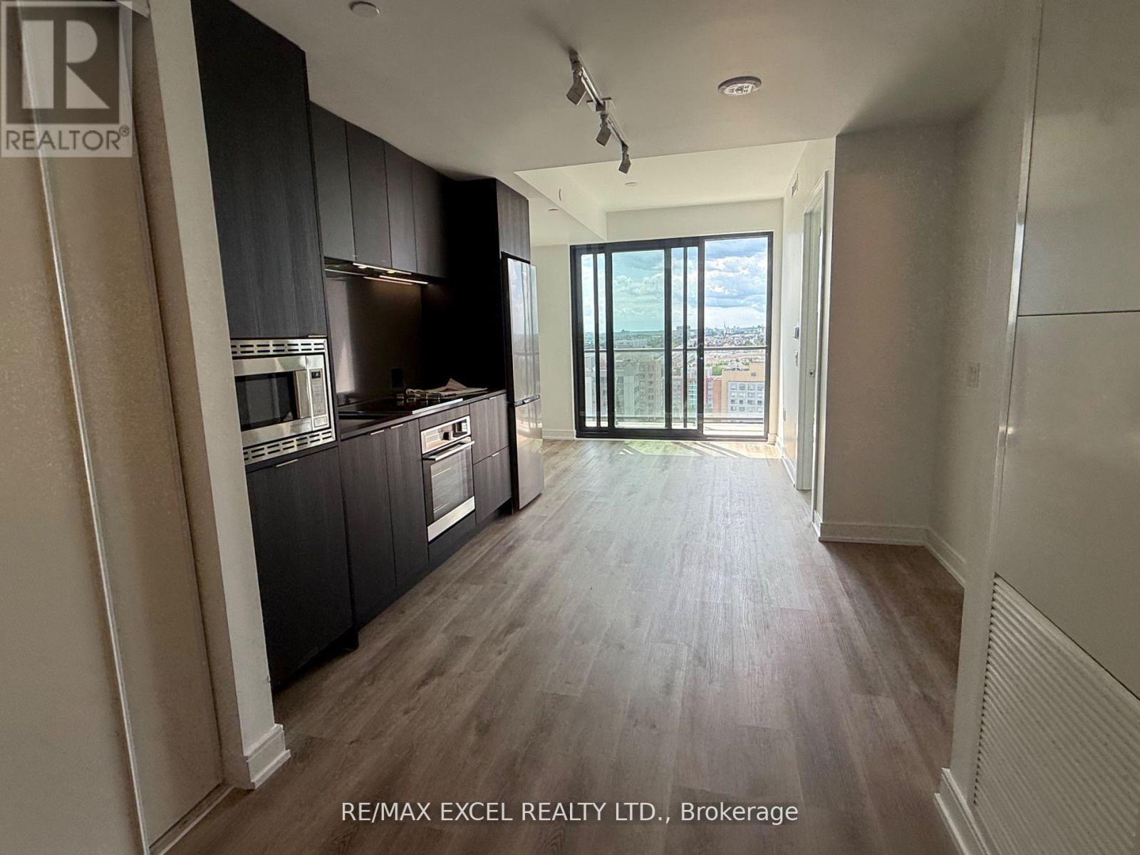 1612 - 3009 Novar Road, Mississauga, Ontario  L5B 0P9 - Photo 2 - W13108214
