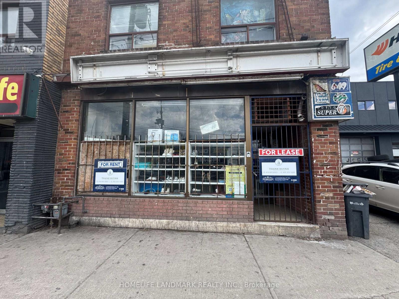 1691 JANE STREET, Toronto, Ontario