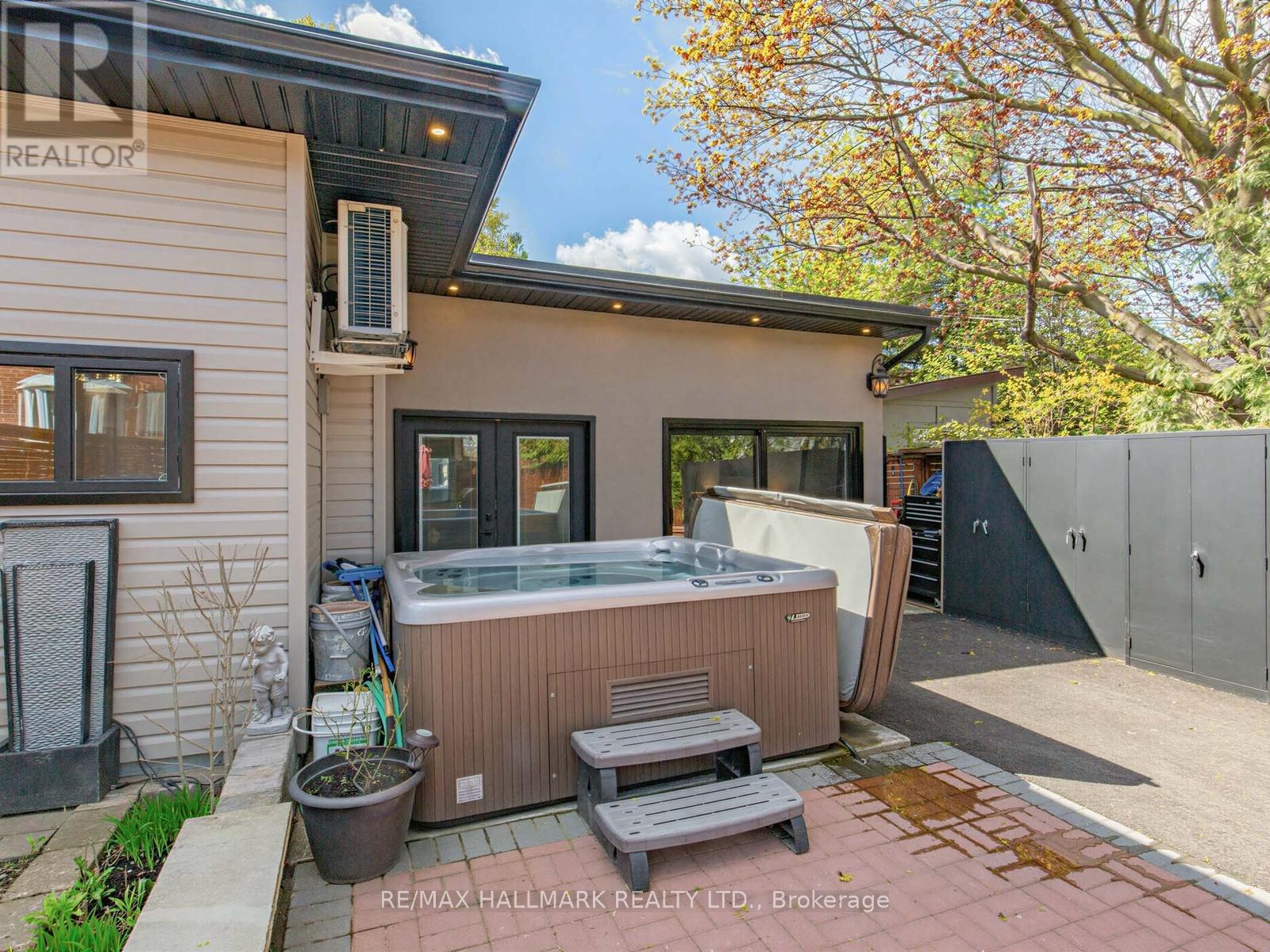 239 Torrens Avenue, Toronto, Ontario  M4J 2P6 - Photo 47 - E13101960