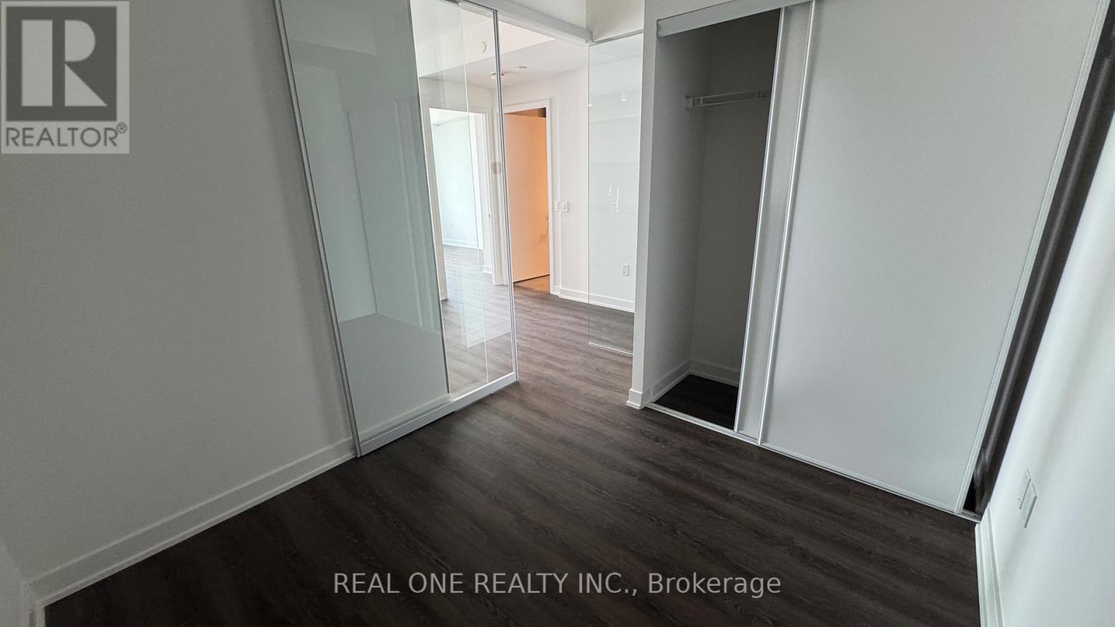 2207 - 448 Burnhamthorpe Road W, Mississauga, Ontario  L5B 0R4 - Photo 21 - W13108240