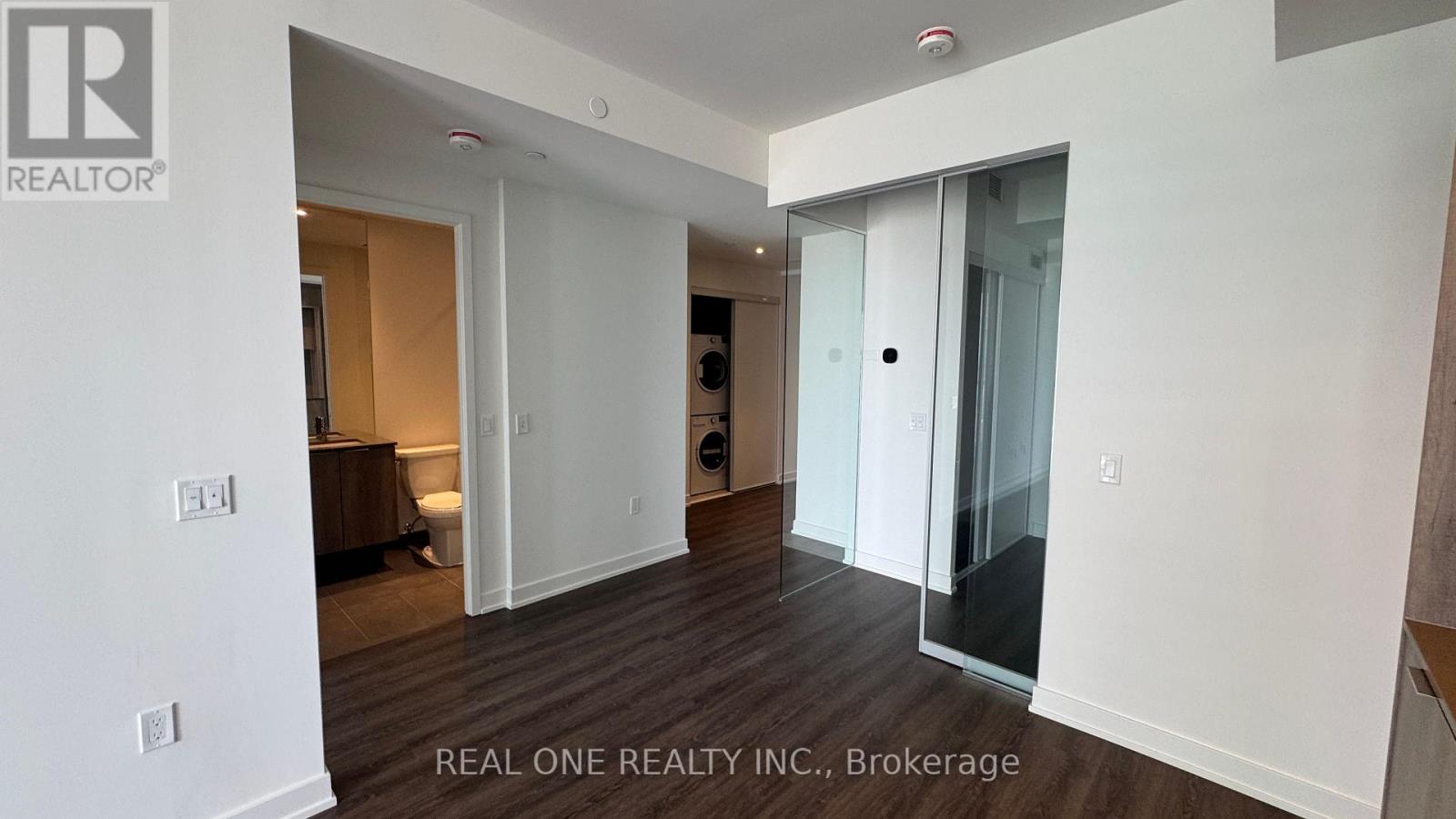 2207 - 448 Burnhamthorpe Road W, Mississauga, Ontario  L5B 0R4 - Photo 32 - W13108240