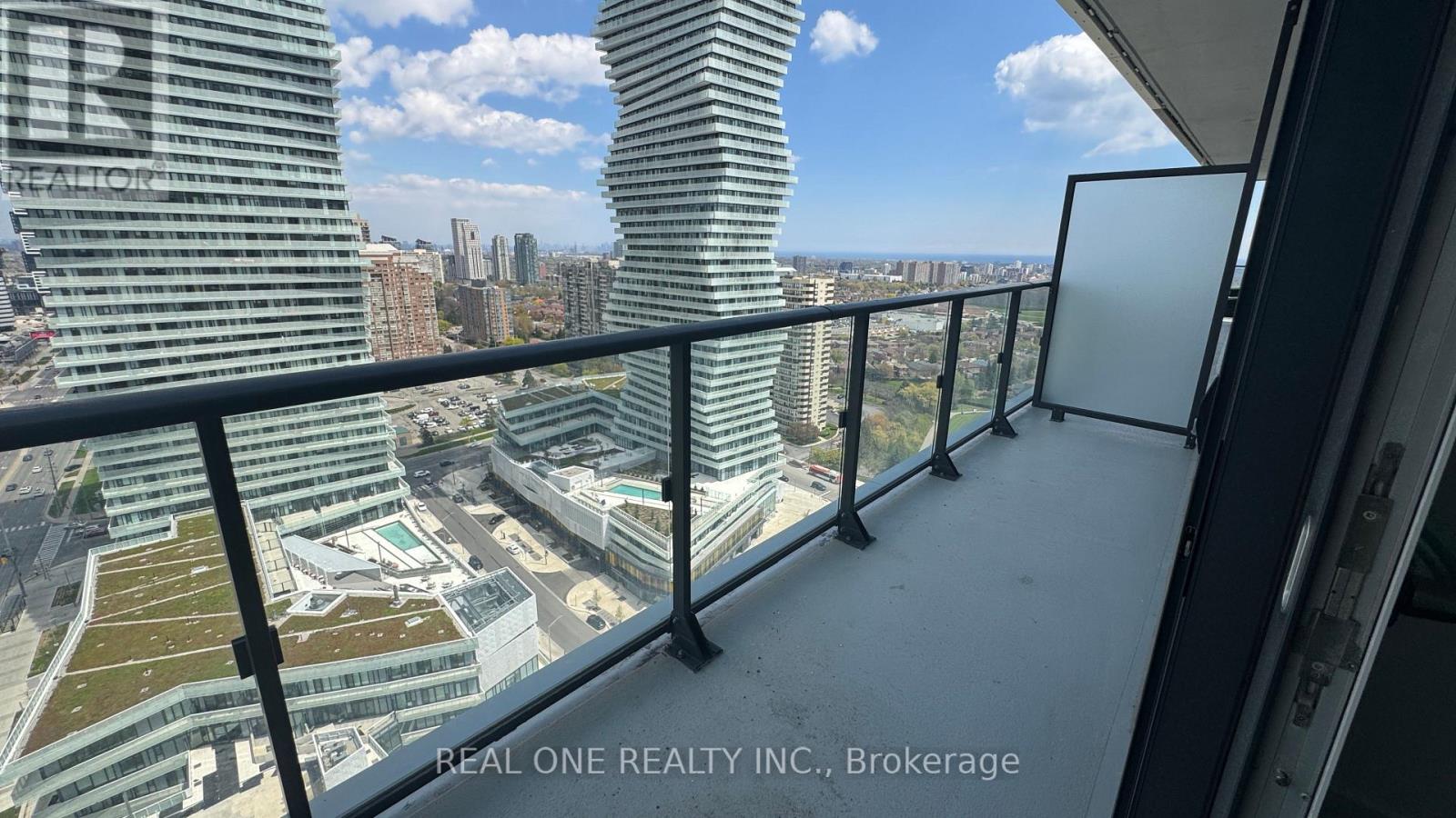 2207 - 448 Burnhamthorpe Road W, Mississauga, Ontario  L5B 0R4 - Photo 34 - W13108240