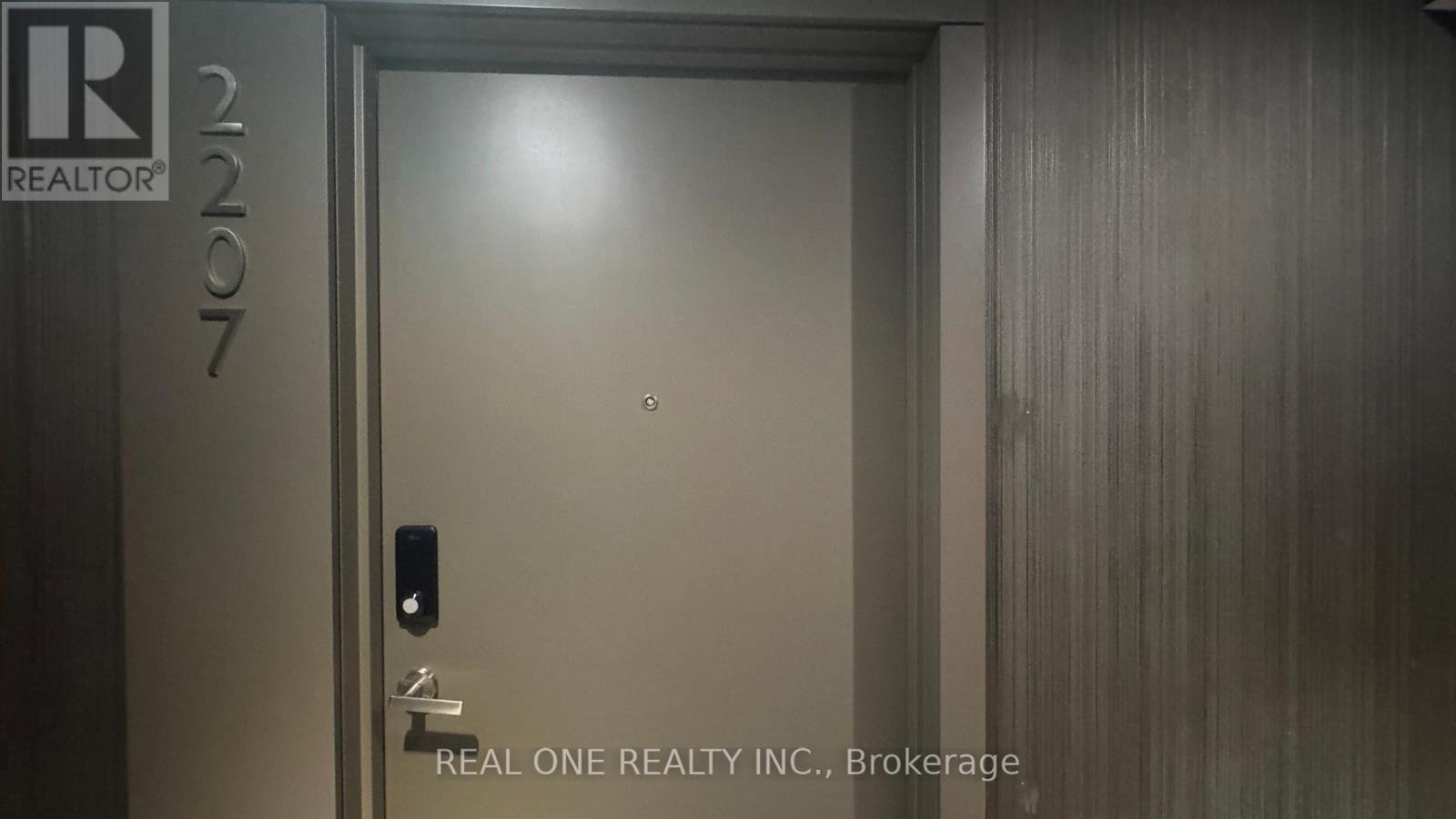 2207 - 448 Burnhamthorpe Road W, Mississauga, Ontario  L5B 0R4 - Photo 7 - W13108240