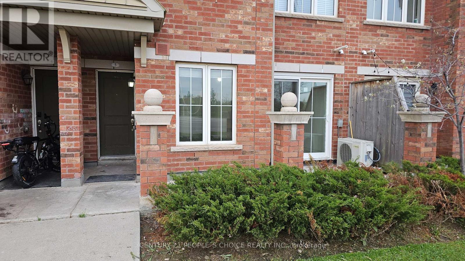 #5 - 2500 Post Road, Oakville, Ontario  L6H 0K1 - Photo 2 - W13108248