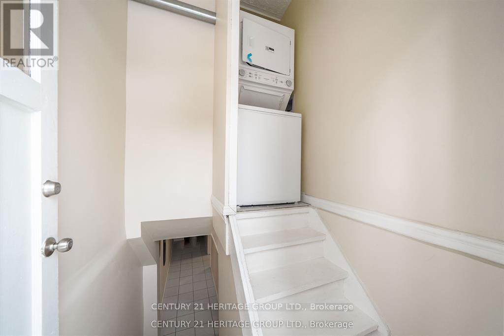 215 Keele Street, Toronto, Ontario  M6P 2K1 - Photo 27 - W13108252
