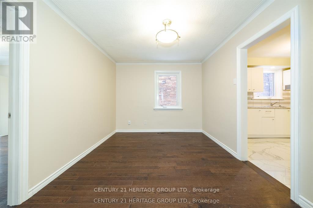 215 Keele Street, Toronto, Ontario  M6P 2K1 - Photo 4 - W13108252