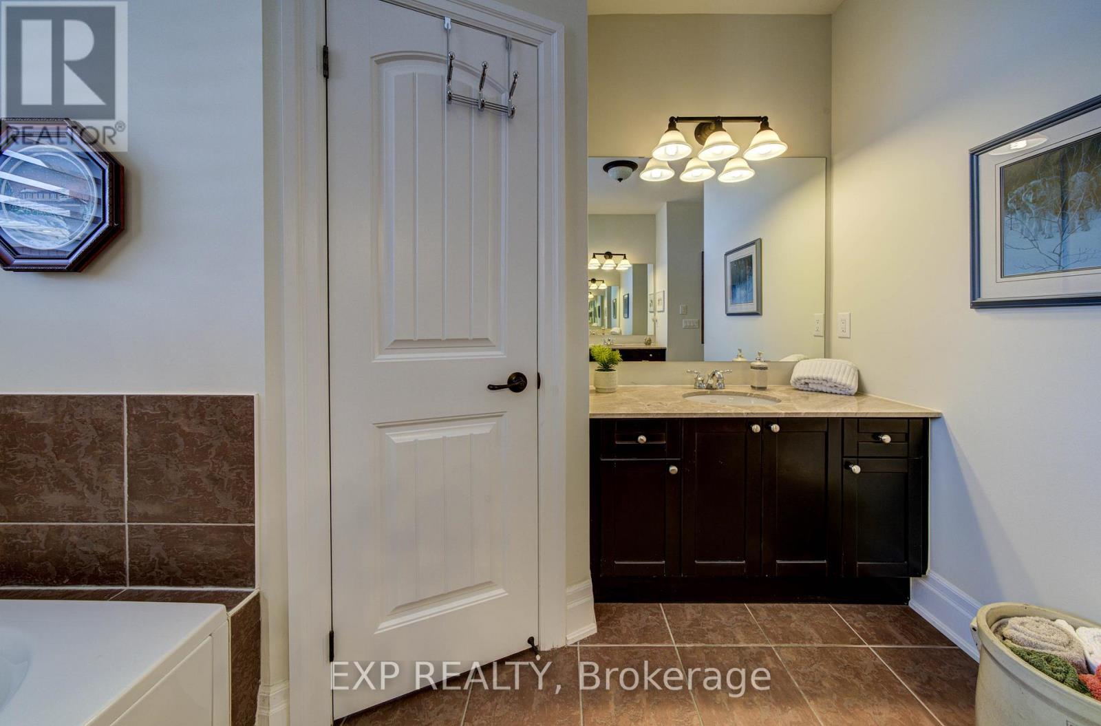 102 Hammond Court, Blue Mountains, Ontario  N0H 2P0 - Photo 28 - X13108242