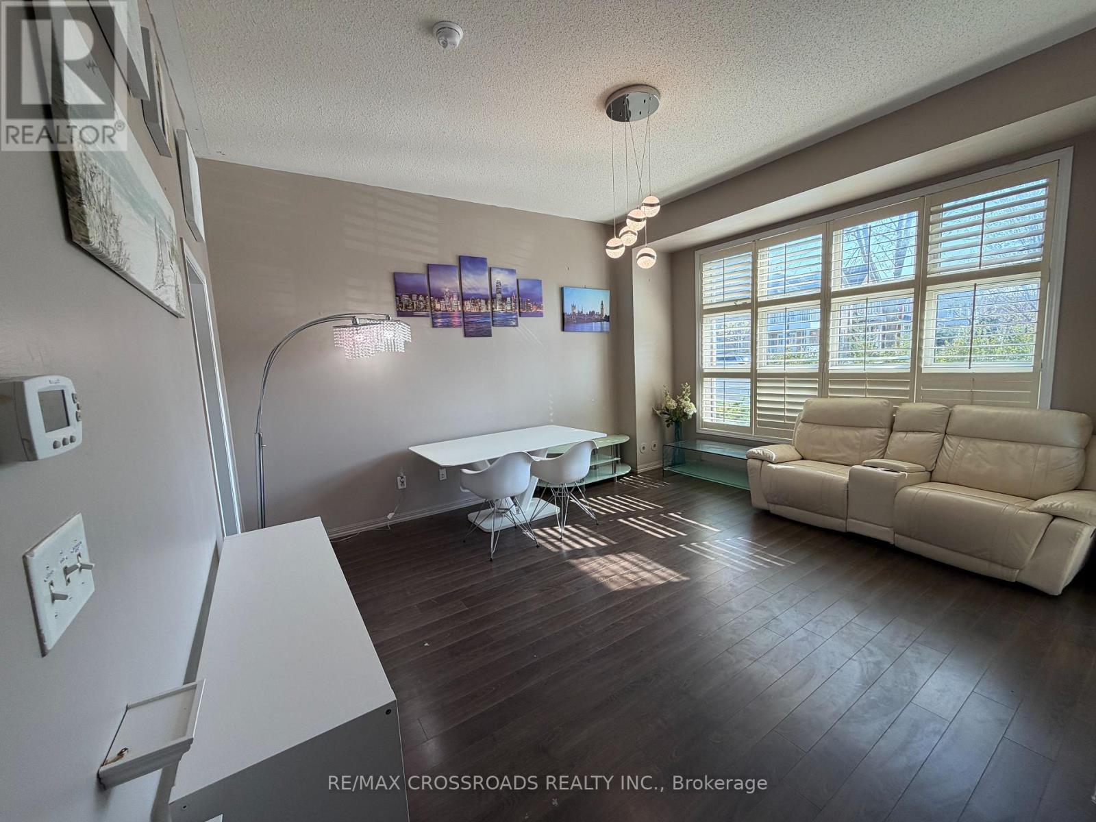 2 - 2707 Bur Oak Avenue, Markham, Ontario  L6B 1K7 - Photo 2 - N13108268