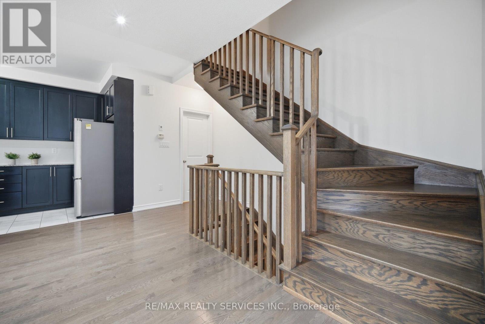 68 Donald Ficht Crescent, Brampton, Ontario  L7A 0B7 - Photo 31 - W13108264