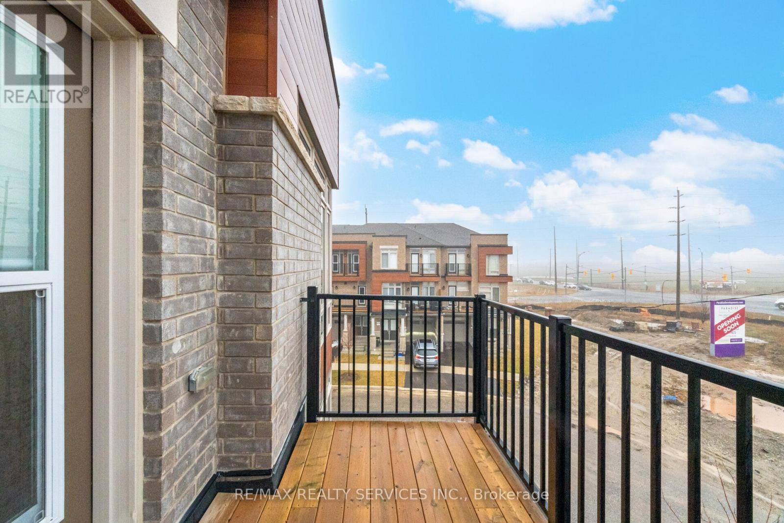 68 Donald Ficht Crescent, Brampton, Ontario  L7A 0B7 - Photo 37 - W13108264