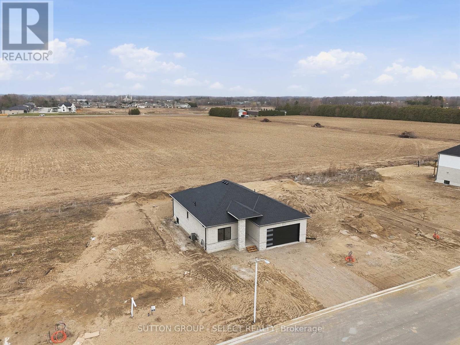 LOT 26 HARDY DRIVE, Strathroy-Caradoc, Ontario