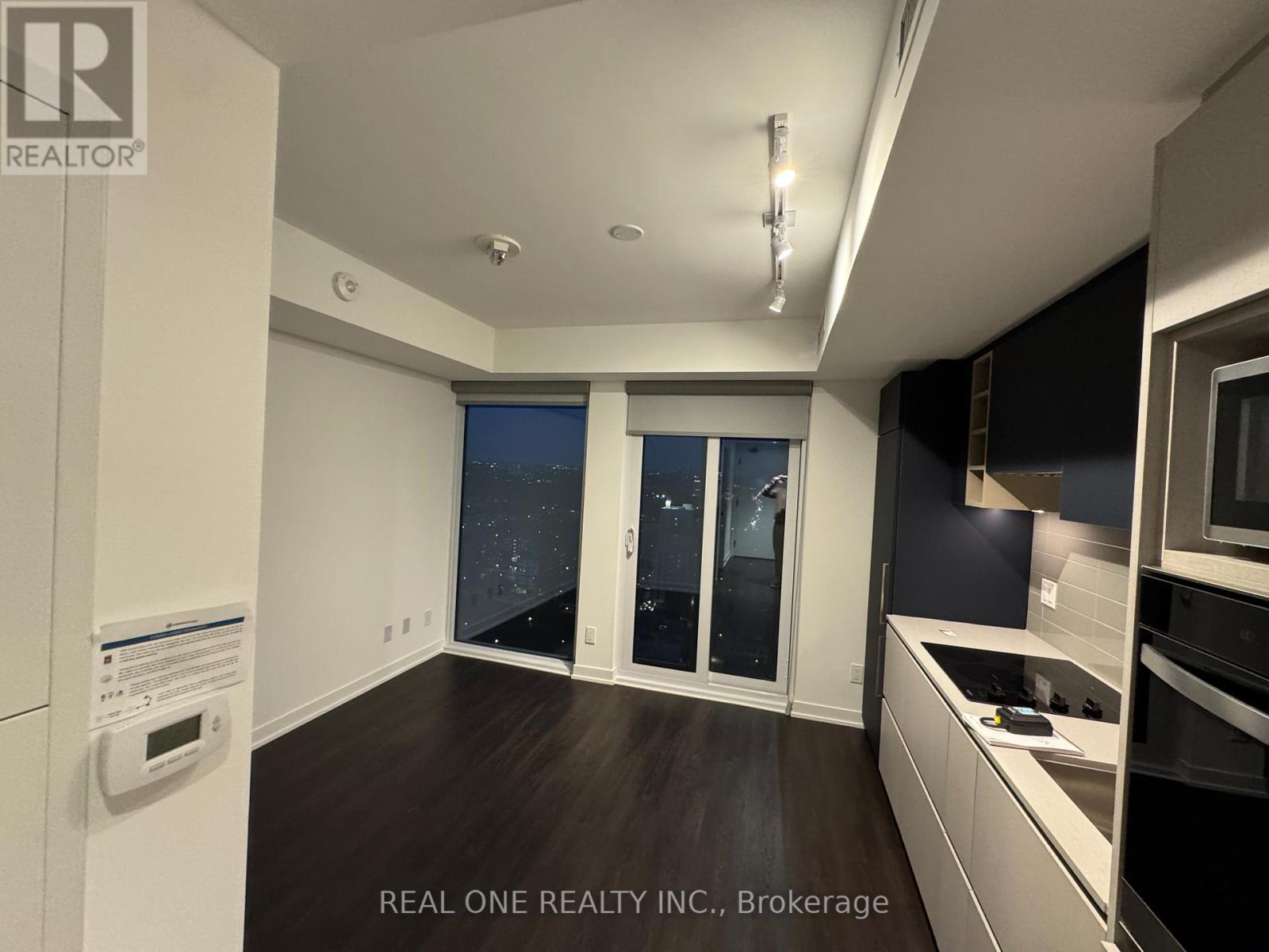 3012 - 319 Jarvis Street, Toronto, Ontario  M5B 0C8 - Photo 2 - C13108286