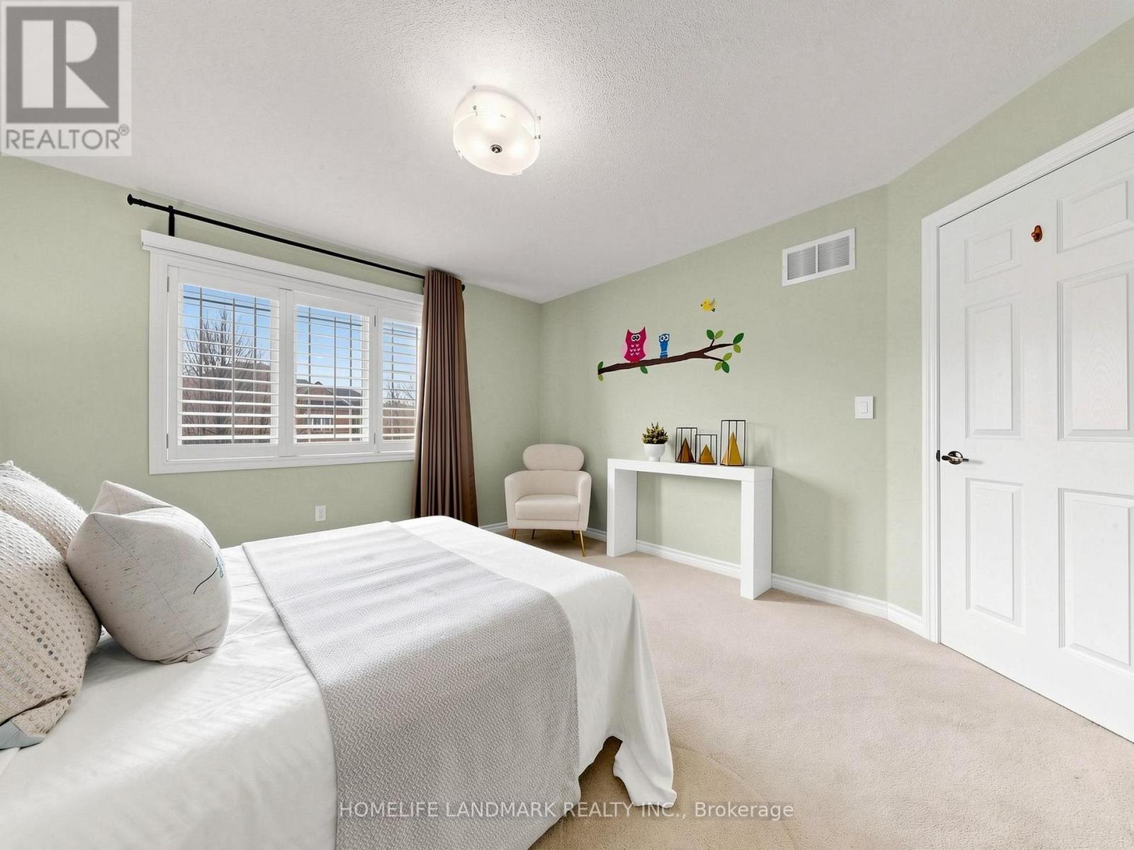 84 Lewis Honey Drive, Aurora, Ontario  L4G 0J3 - Photo 22 - N13108274