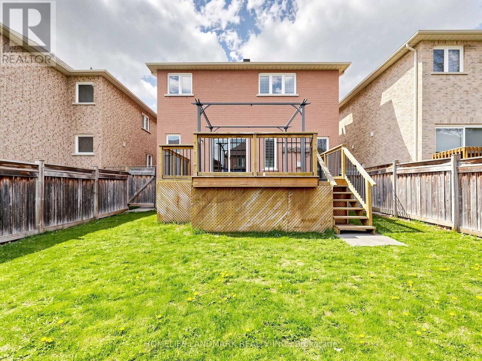 84 Lewis Honey Drive, Aurora, Ontario  L4G 0J3 - Photo 33 - N13108274