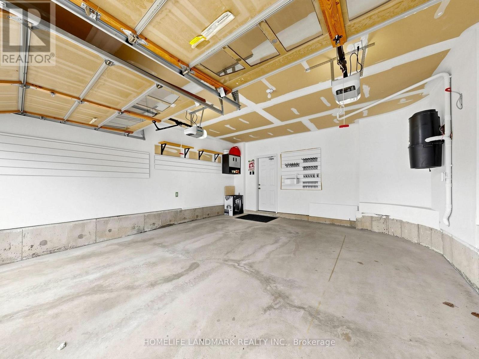 84 Lewis Honey Drive, Aurora, Ontario  L4G 0J3 - Photo 35 - N13108274