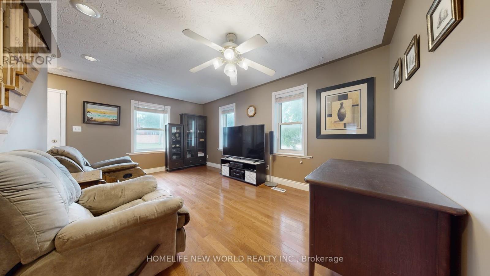 18770 Leslie Street, East Gwillimbury, Ontario  L0G 1V0 - Photo 14 - N13108276
