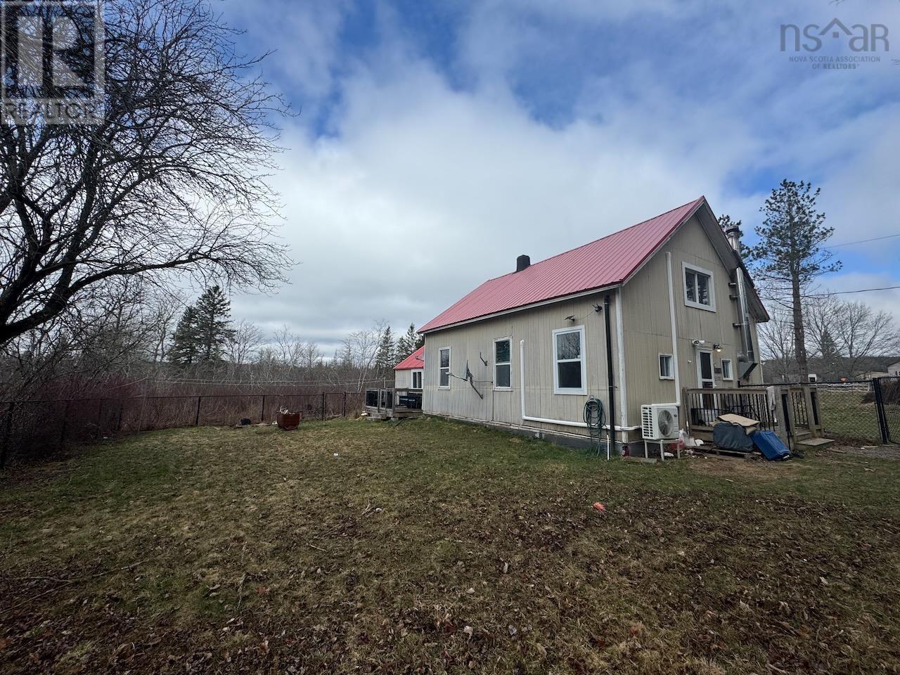 107 Upper Pembroke Road, Pembroke, Nova Scotia  B0N 2P0 - Photo 2 - 202604874
