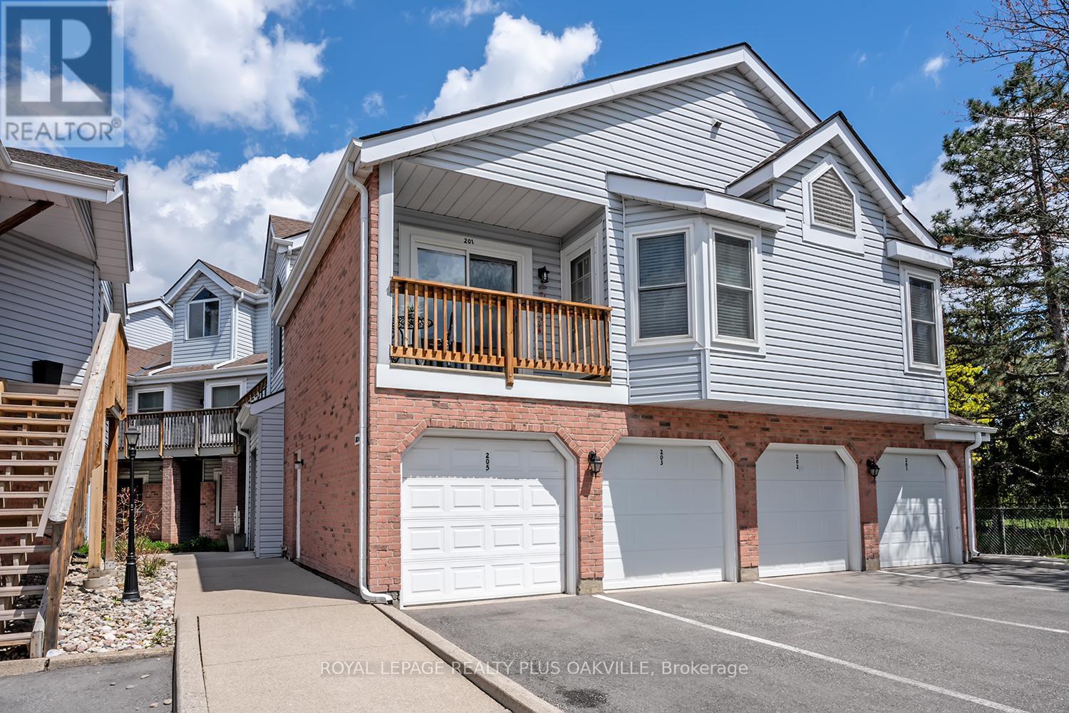 205 - 1220 Thorpe Road, Burlington, Ontario  L7S 2H4 - Photo 2 - W13108280