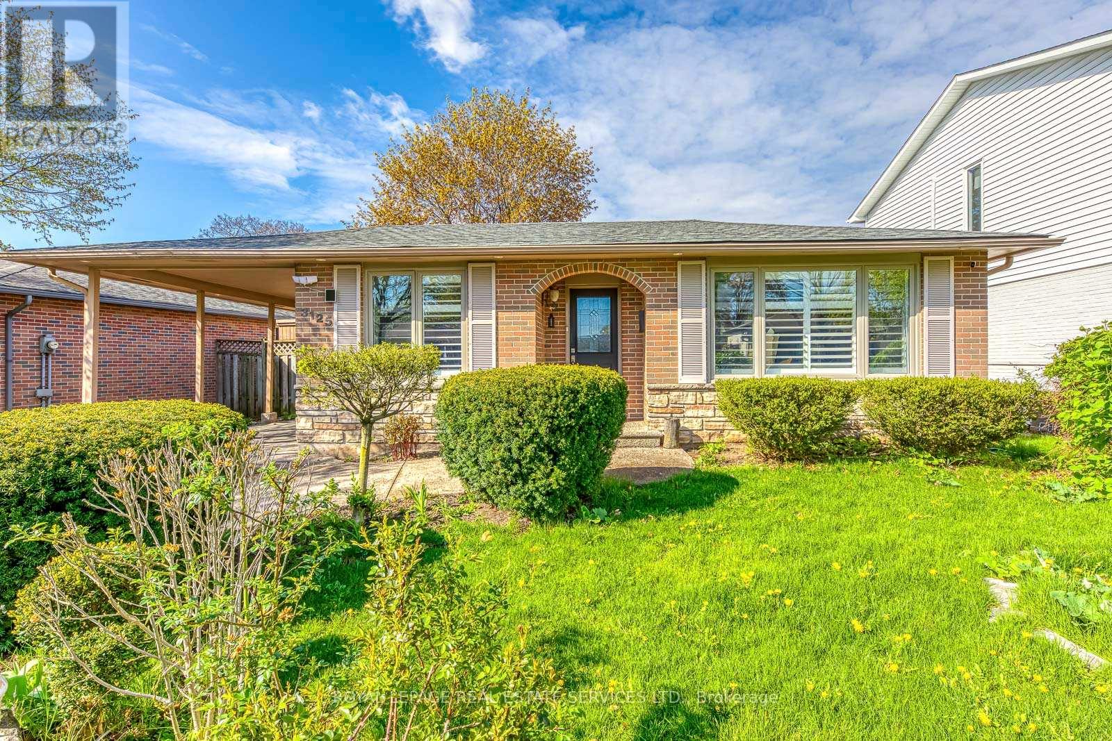 3125 Centennial Drive, Burlington, Ontario  L7M 1B8 - Photo 2 - W13108292