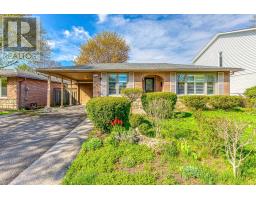 3125 CENTENNIAL DRIVE, Burlington, Ontario