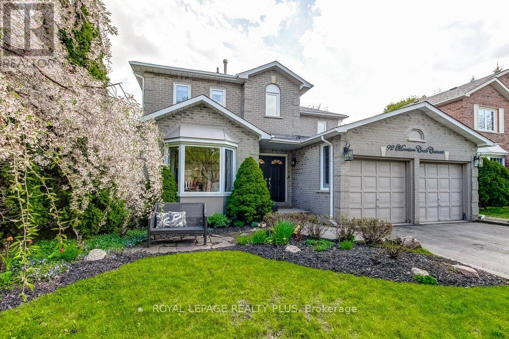 92 Morrison Creek Crescent, Oakville, Ontario  L6H 4C4 - Photo 3 - W13108294