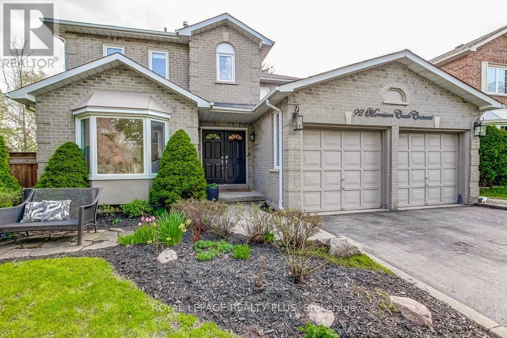 92 Morrison Creek Crescent, Oakville, Ontario  L6H 4C4 - Photo 4 - W13108294