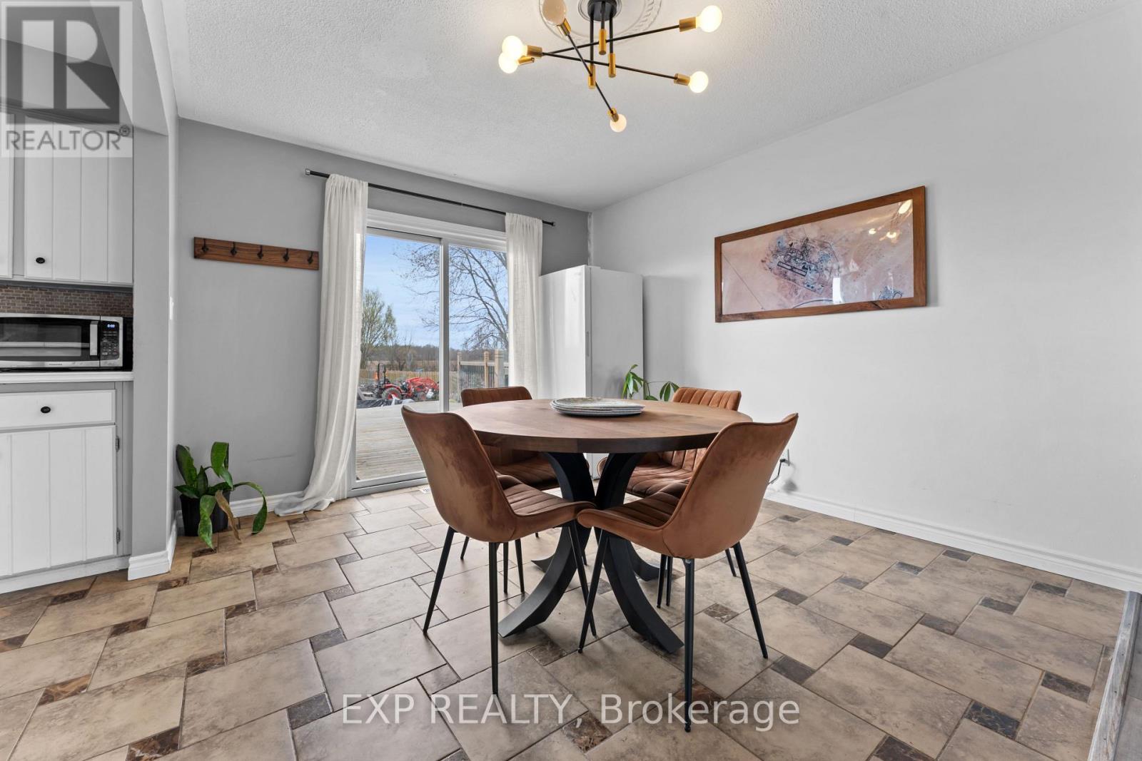 238 Port Maitland Road, Haldimand, Ontario  N1A 2W6 - Photo 6 - X13108278