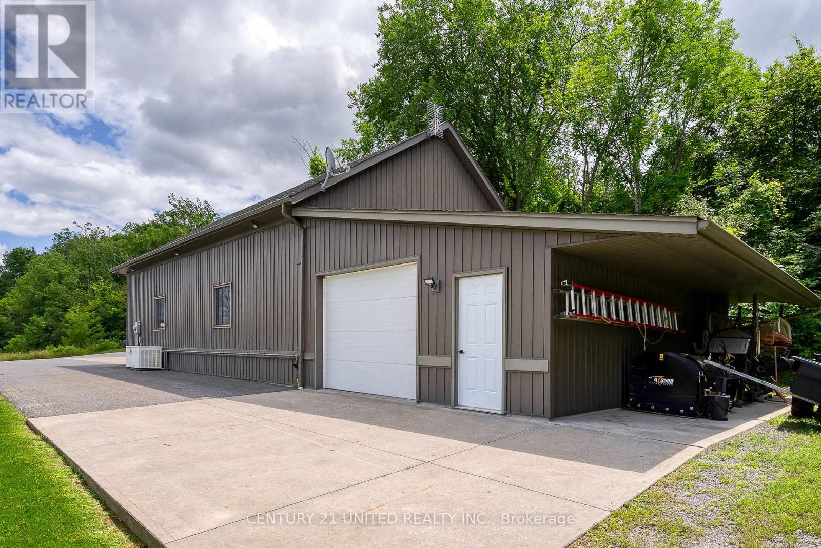 2300 Victoria Road, Prince Edward County, Ontario  K0K 1L0 - Photo 44 - X12945534