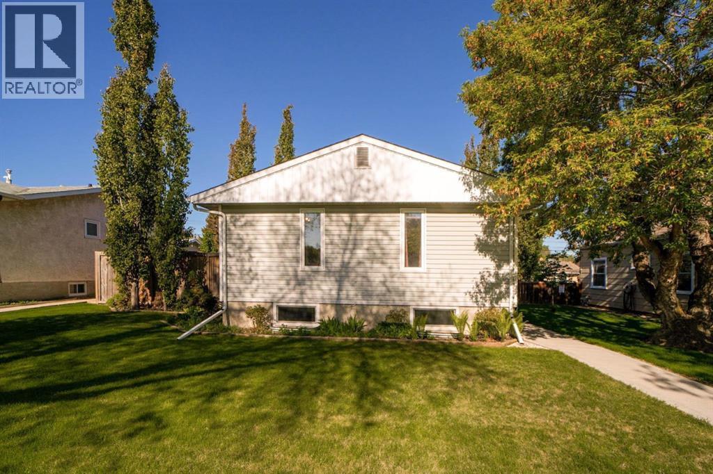 5226 50 Street, Camrose, Alberta
