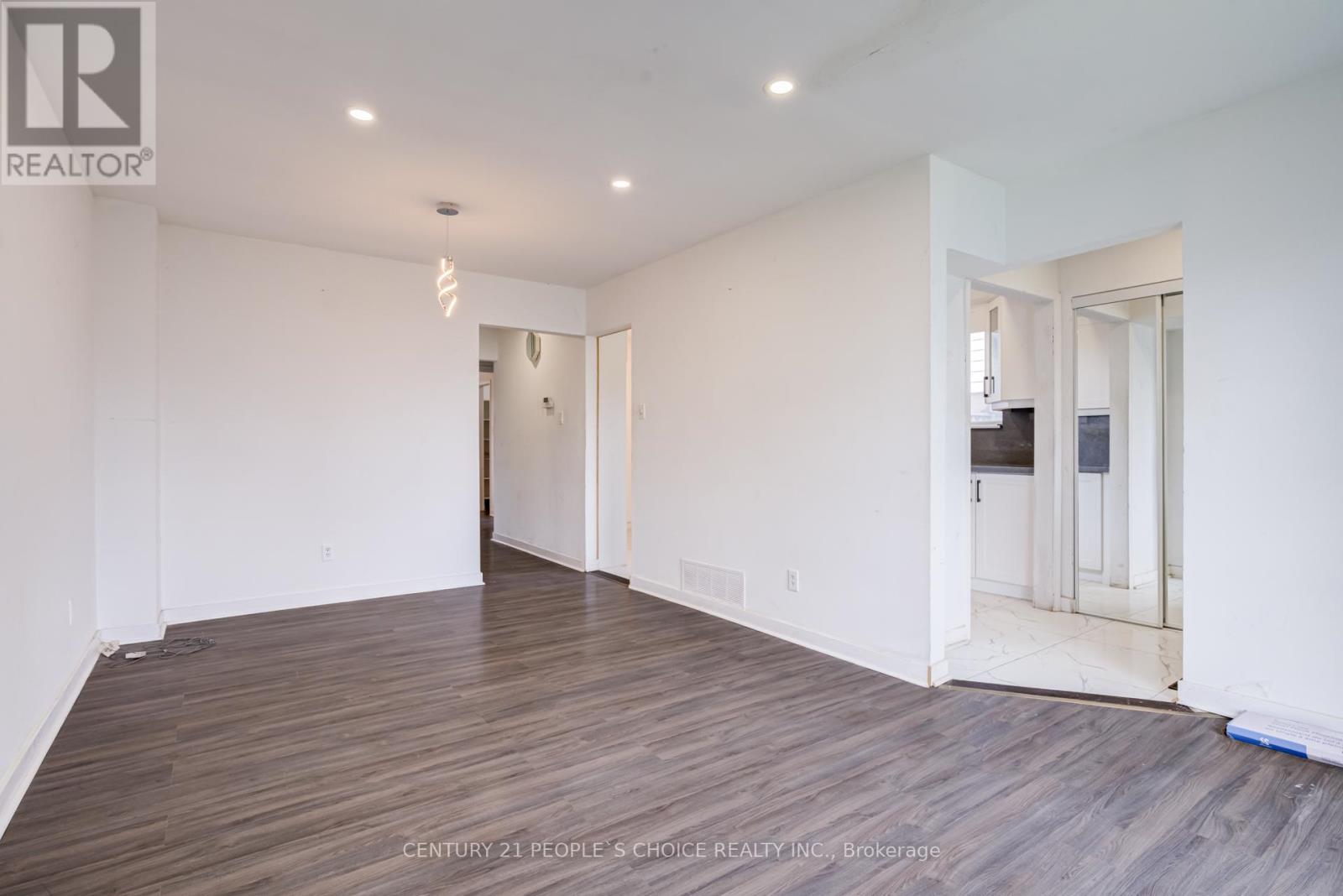 38 Tindale Road, Brampton, Ontario  L6V 2G9 - Photo 13 - W13099996