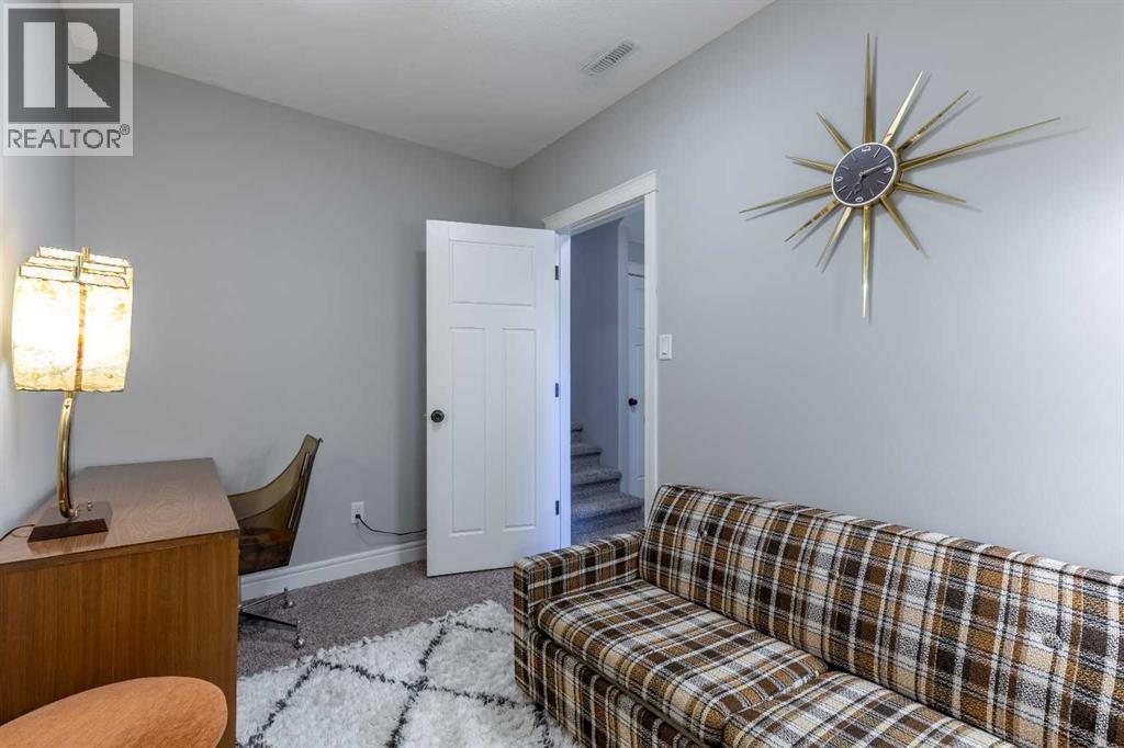 5, 16 Sunridge Boulevard W, Lethbridge, Alberta  T1J 1X5 - Photo 25 - A2307656