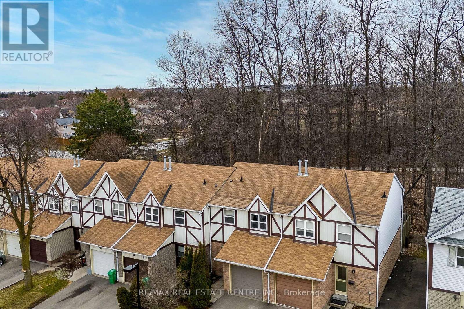7 Morley Crescent, Brampton, Ontario  L6S 3K8 - Photo 2 - W13058690