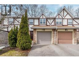7 MORLEY CRESCENT, Brampton, Ontario